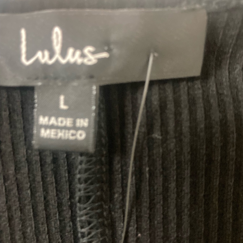 ❤️SALE!! Lulu's Black Bodycon Dress NWT - Picture 4 of 9